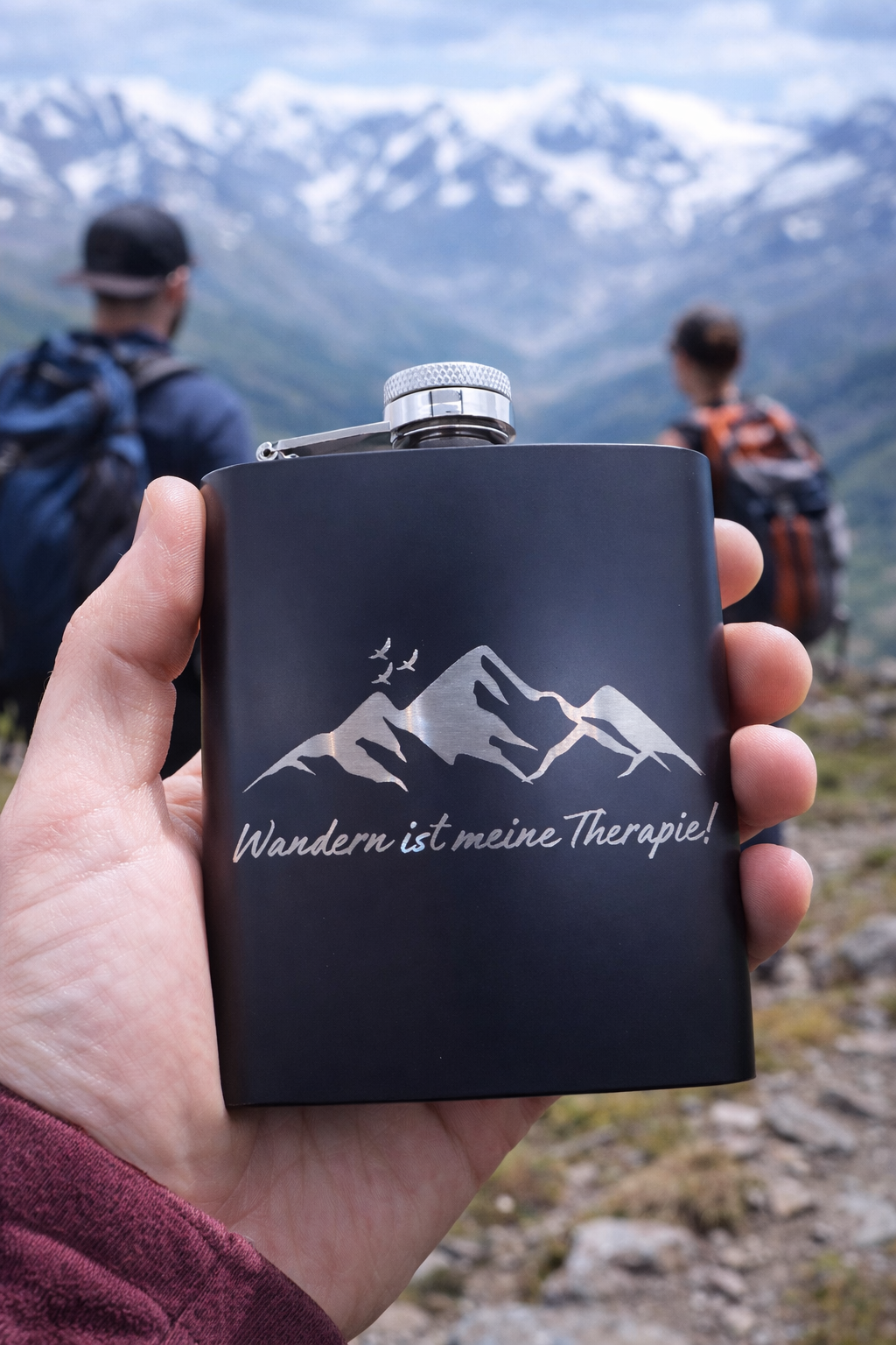 Flachmann Wandern ist meine Therapie Edelstahl Gravur