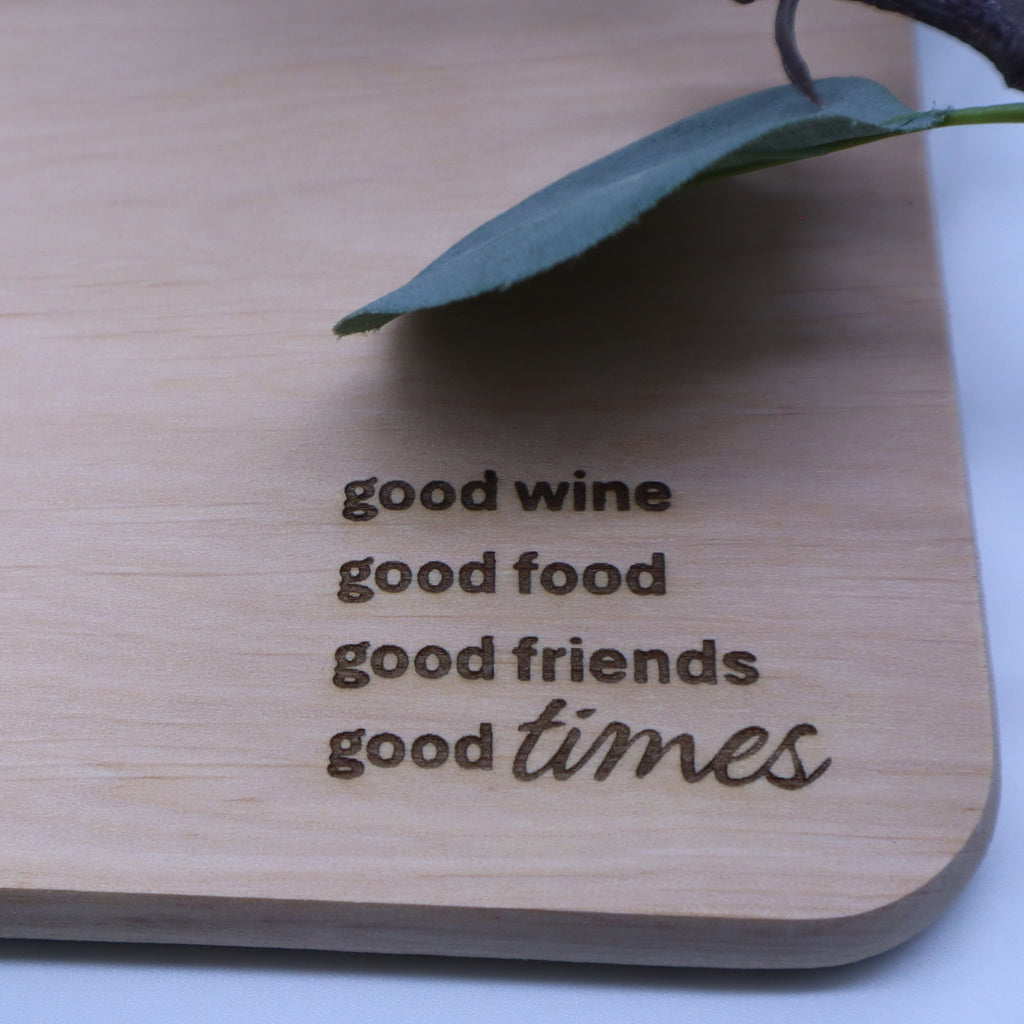 Holz Servierbrett mit Spruch Good wine good food